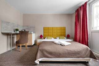 Апарт-отель Myhotel24 Kristalin Москва Номер делюкс с дополнительным местом-1