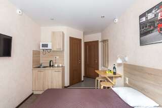Апарт-отель Myhotel24 Kristalin Москва Номер улучшенный с 1 двуспальной кроватью-5